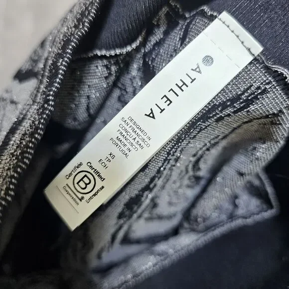 Athleta Womens XS Aurora Seamless Shine Metallic‎ Swirl Workout Set Tank & Pants - Picture 12 of 13